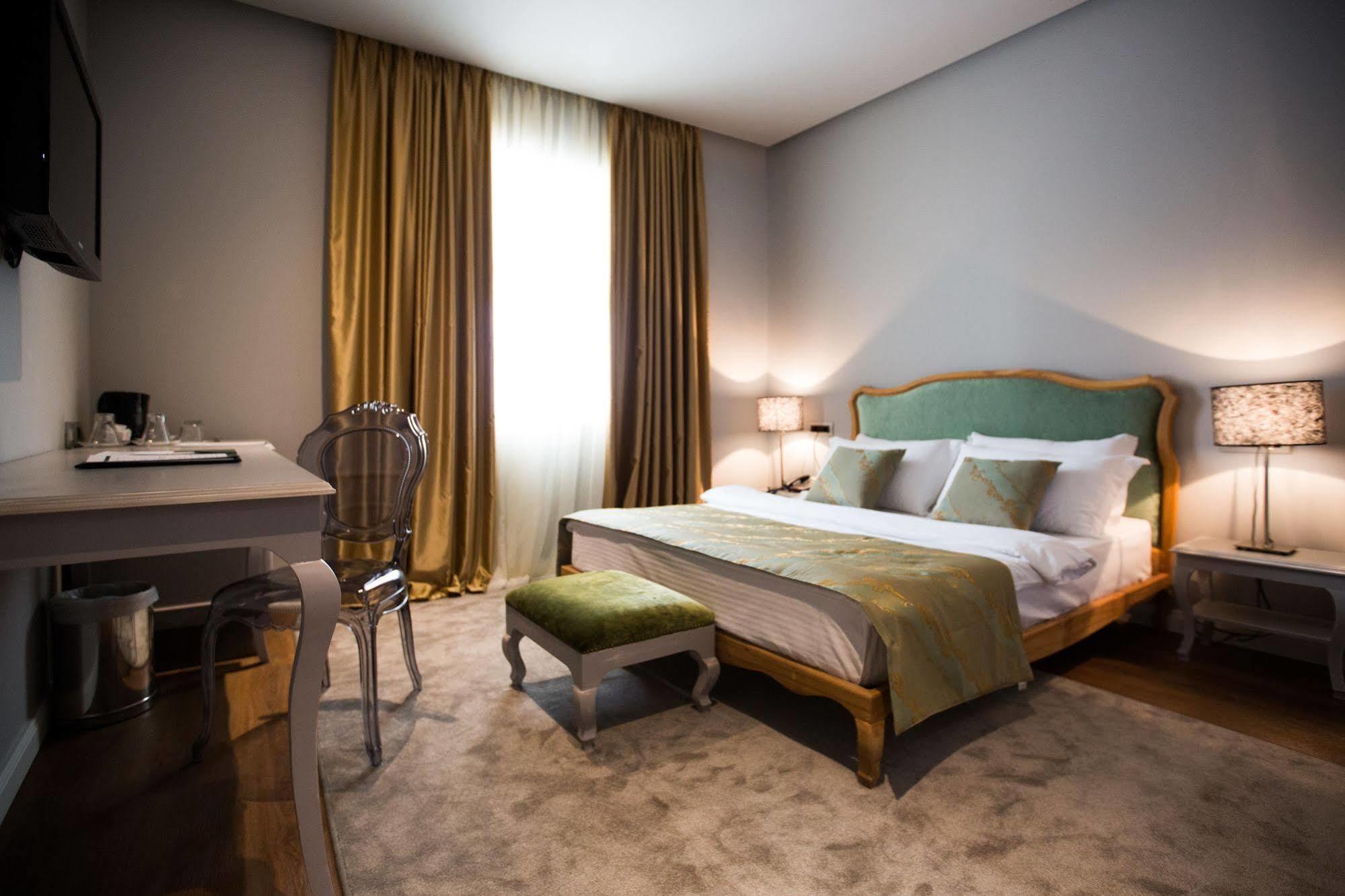Hotel Classic 4*